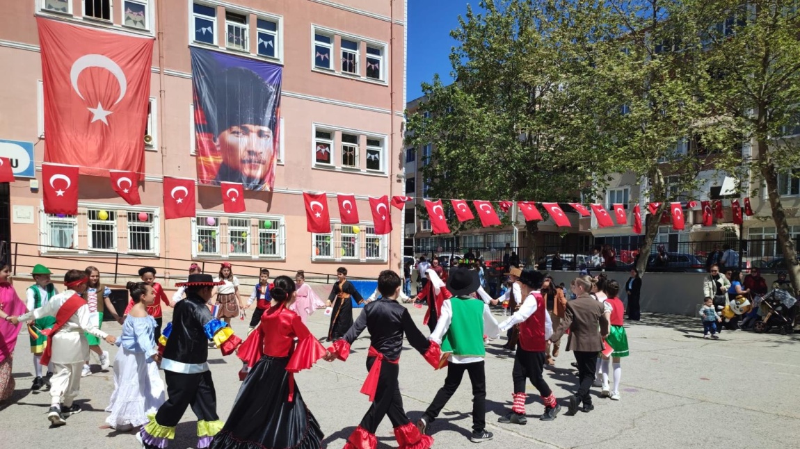 23 Nisan Ulusal Egemenlik ve Çocuk Bayramı Kutlu Olsun!